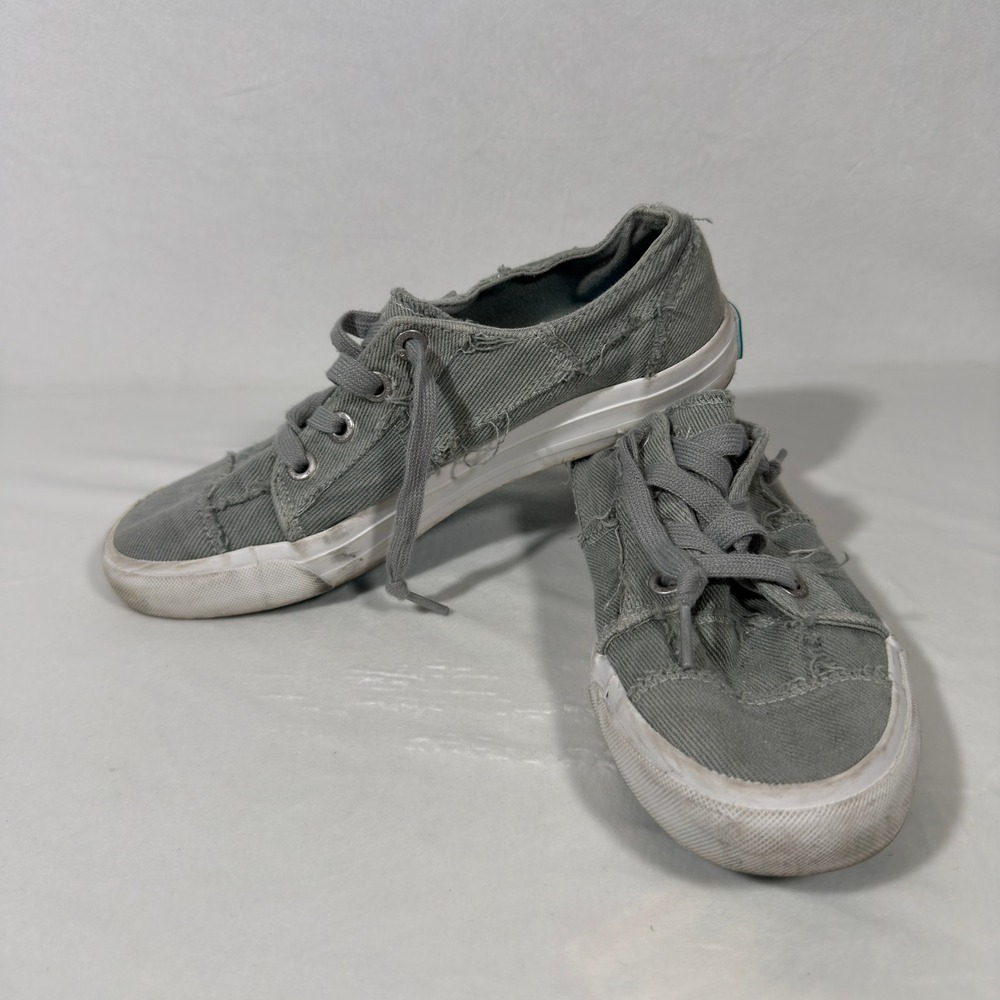 Blowfish Malibu Marley Grey Distressed Canvas Slip On Sneakers Womens Size 8
